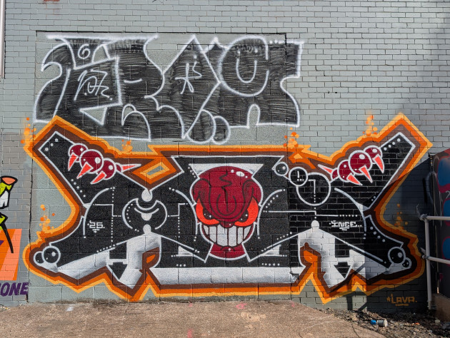 Graffiti by Ding Dong