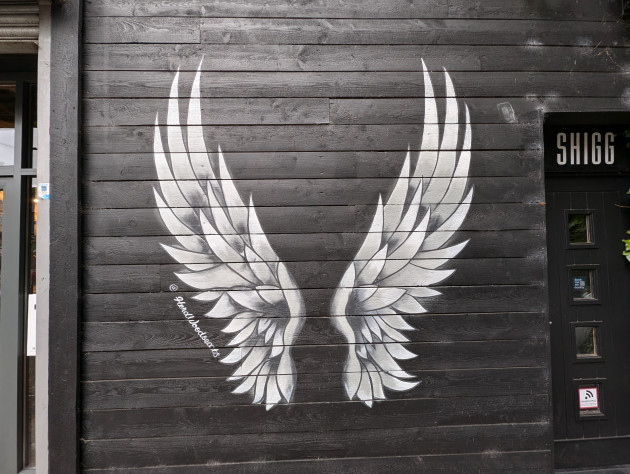 Mural of a pair of angel wings