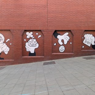 Tarn mural