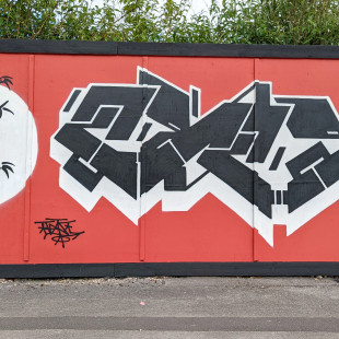 Penistone Road, Hyro, Trik 9, Pokus and Tets